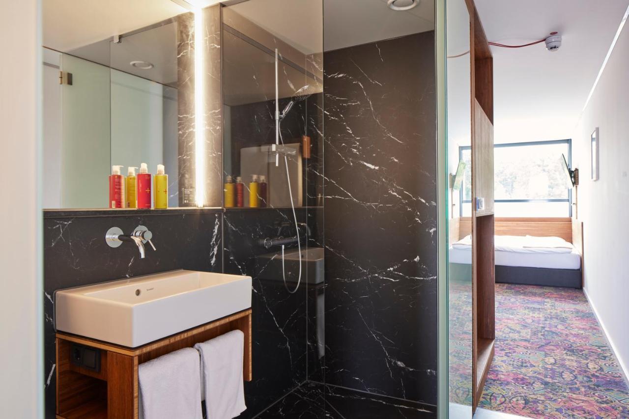 Tin Inn Montabaur L Einfach Gut - Das Hotel Aus Hochwertig Ausgebauten Ueberseecontainern 외부 사진