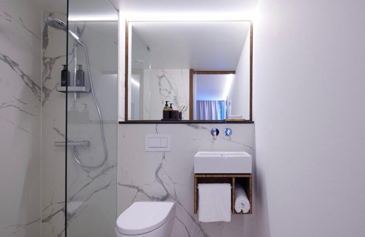 Tin Inn Montabaur L Einfach Gut - Das Hotel Aus Hochwertig Ausgebauten Ueberseecontainern 외부 사진